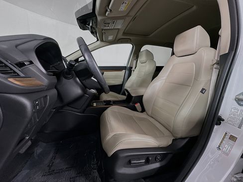 Used 2020 Honda CR-V Touring image 22