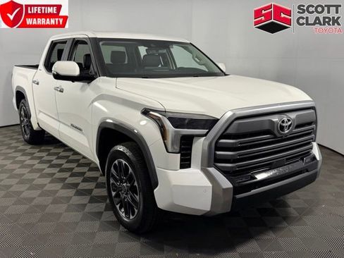 Used 2023 Toyota Tundra Limited image 1
