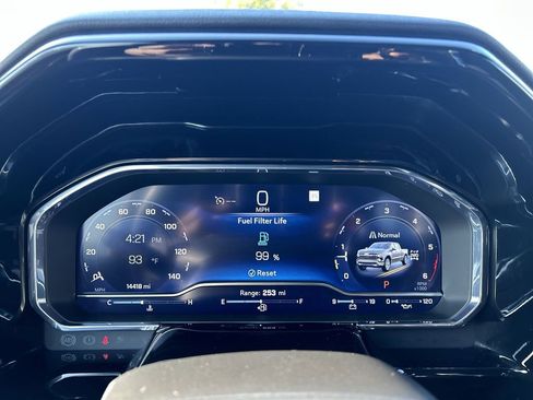 Certified 2025 Chevrolet Silverado 1500 RST image 17