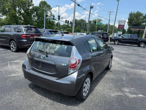 Used 2012 Toyota Prius C Two FWD image 5