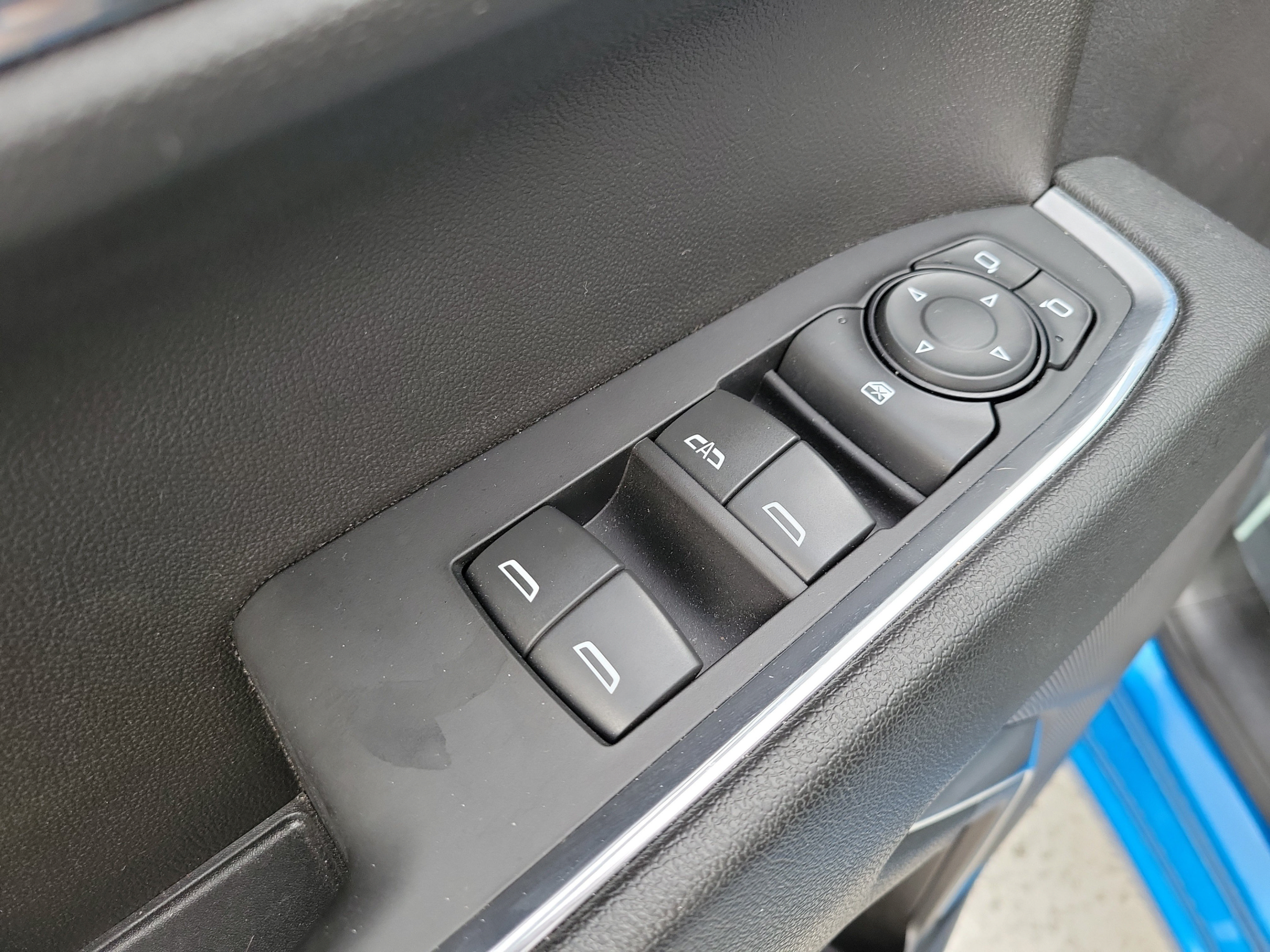 Used 2024 GMC Sierra 1500 Elevation RWD image 14