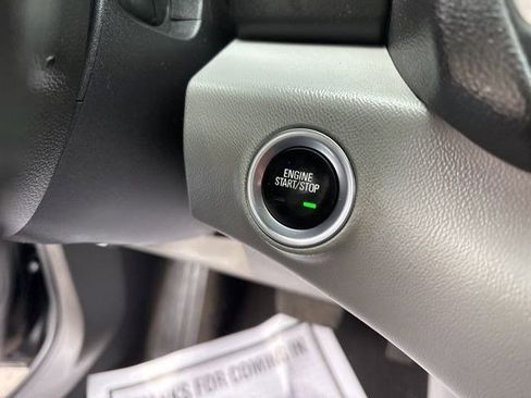 Used 2020 GMC Terrain SLT image 20