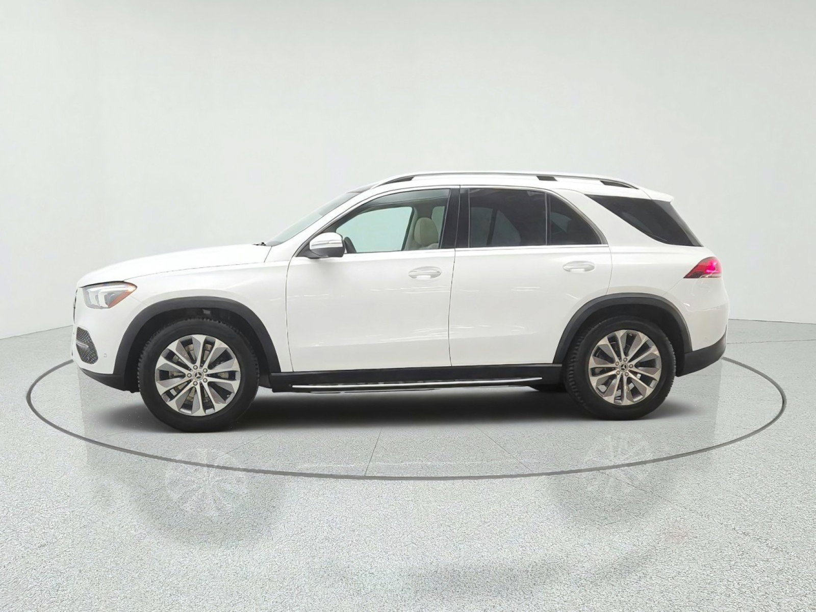 Used 2023 Mercedes-Benz GLE 350 4MATIC image 8