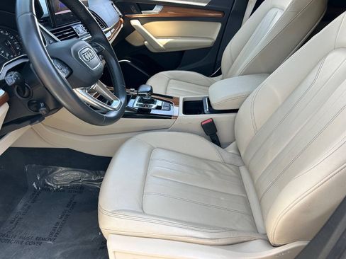 Used 2022 Audi Q5 2.0T Premium w/ Convenience Package AWD/4WD image 25