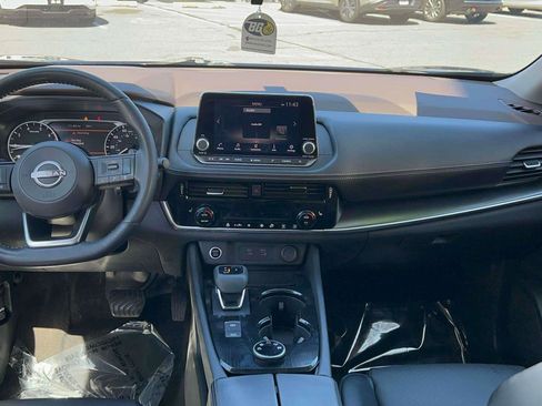 Used 2022 Nissan Rogue SV w/ SV Premium Package AWD/4WD image 31