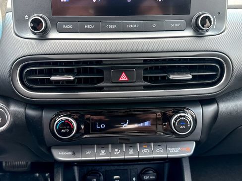 Used 2022 Hyundai Kona SEL w/ Convenience Package AWD/4WD image 28