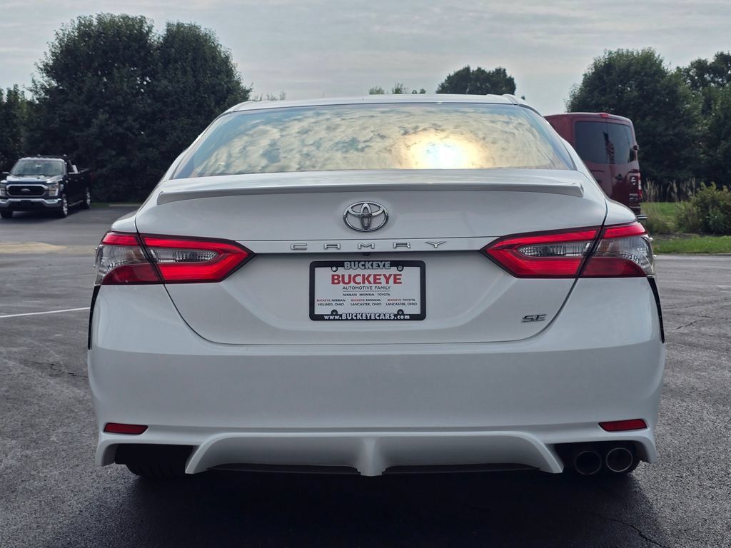 Used 2018 Toyota Camry SE FWD image 7