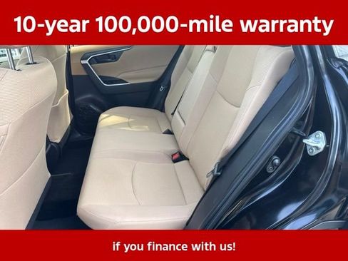 Used 2023 Toyota RAV4 LE AWD/4WD image 32