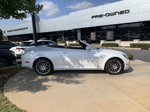 Used 2007 Lexus SC 430 Convertible RWD image 11