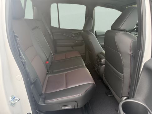 New 2026 Honda Ridgeline Black Edition image 15