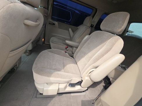 Used 1999 Ford Windstar SE FWD image 16