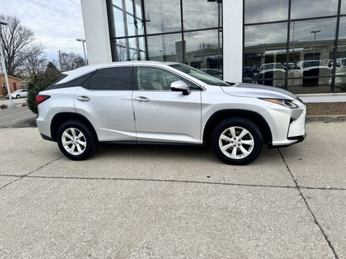 Used 2017 Lexus RX 350 AWD image 3