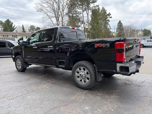 Used 2024 Ford F350 Lariat w/ Lariat Ultimate Package AWD/4WD image 4