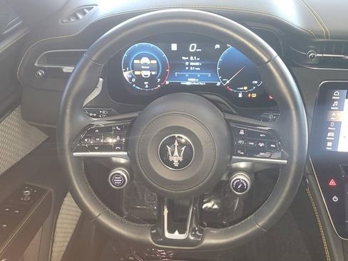 Used 2023 Maserati Grecale Modena AWD/4WD image 14