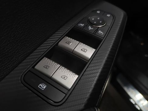 Used 2024 Mitsubishi Outlander SE AWD/4WD image 27
