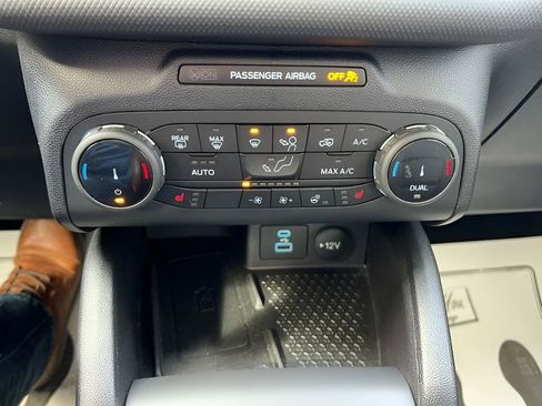 Used 2022 Ford Bronco Sport Outer Banks w/ Tech Package image 24