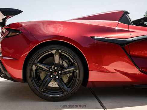 Used 2023 Chevrolet Corvette Z06 w/ Z07 Performance Package RWD image 10
