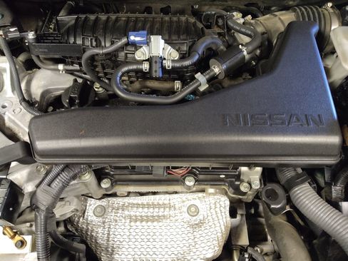 Used 2020 Nissan Rogue S FWD image 30