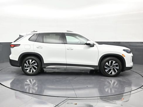 Used 2026 Volkswagen Tiguan S FWD image 6