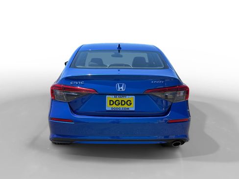 Used 2024 Honda Civic Sport image 4