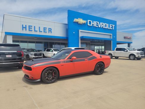 Used 2018 Dodge Challenger T/A w/ Quick Order package 23X T/A RWD image 3