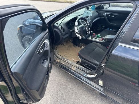 Used 2014 Nissan Altima 2.5 SV image 5