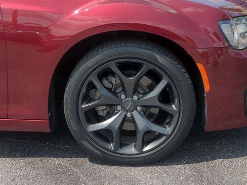 Certified 2021 Chrysler 300 S w/ S Model Appearance Package RWD image 11