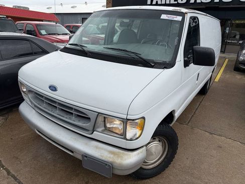 Used 1997 Ford E-150 and Econoline 150 image 8
