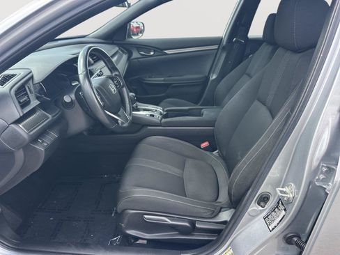 Used 2018 Honda Civic Sport image 8
