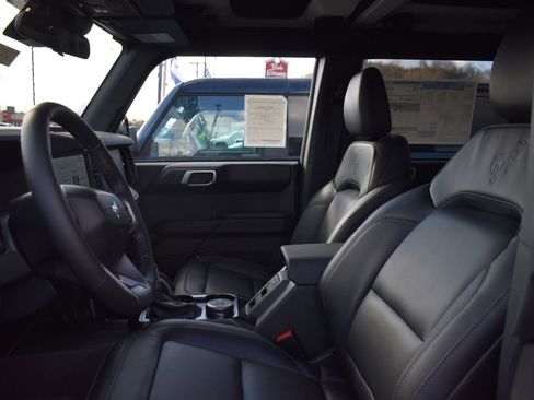 New 2025 Ford Bronco Badlands image 20