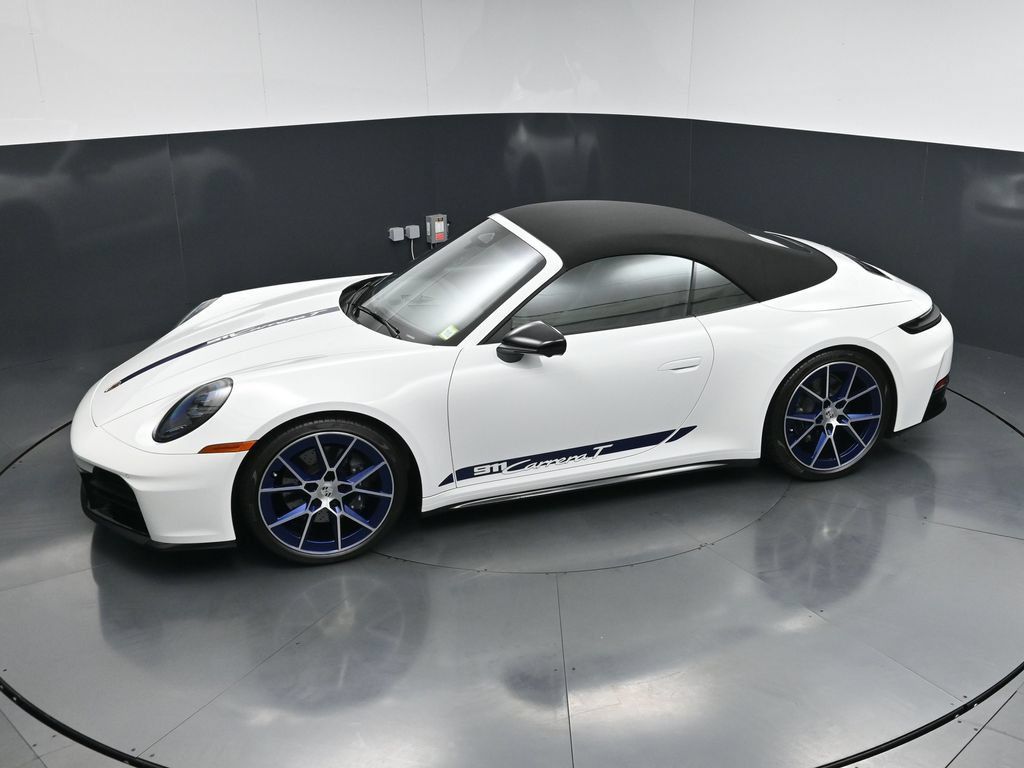 Certified 2026 Porsche 911 Carrera T RWD image 13