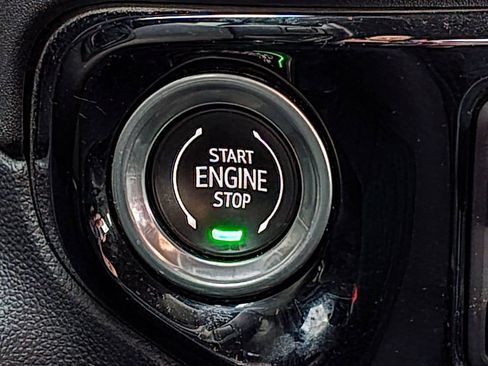 Used 2023 Chevrolet Silverado 1500 LT w/ Z71 Off-Road Package image 18