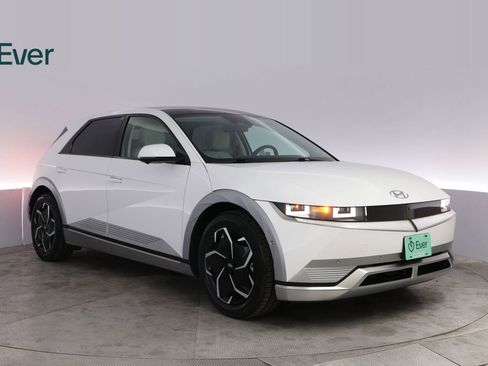 Used 2024 Hyundai Ioniq 5 Limited RWD image 13