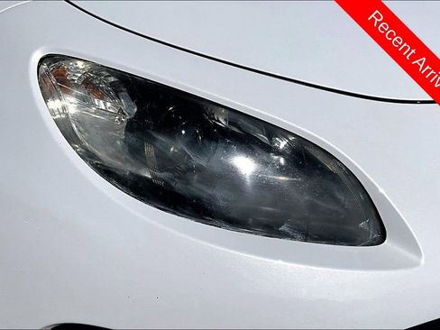 Used 2014 MAZDA MX-5 Miata Club image 29