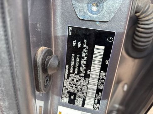 Used 2021 Lexus GX 460 Premium image 25