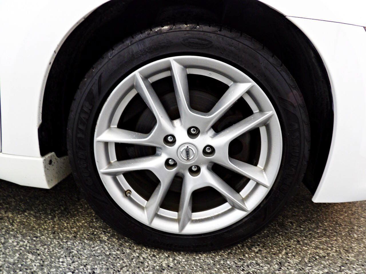 Used 2011 Nissan Maxima 3.5 SV w/ Monitor Pkg FWD image 22