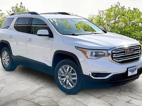 Used 2019 GMC Acadia SLT AWD/4WD image 3