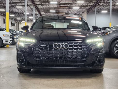 Used 2025 Audi A8 L 3.0T AWD/4WD image 2