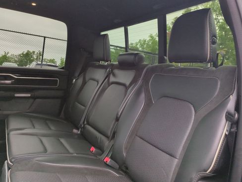Used 2021 RAM 1500 Laramie w/ Sport Appearance Package AWD/4WD image 32