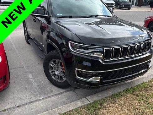 Used 2022 Jeep Wagoneer Series I image 3