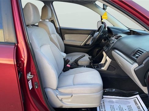 Used 2014 Subaru Forester 2.5i Premium AWD/4WD image 13