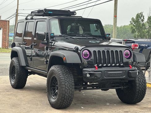 Used 2015 Jeep Wrangler Unlimited Sport w/ Quick Order Package 24S AWD/4WD image 1