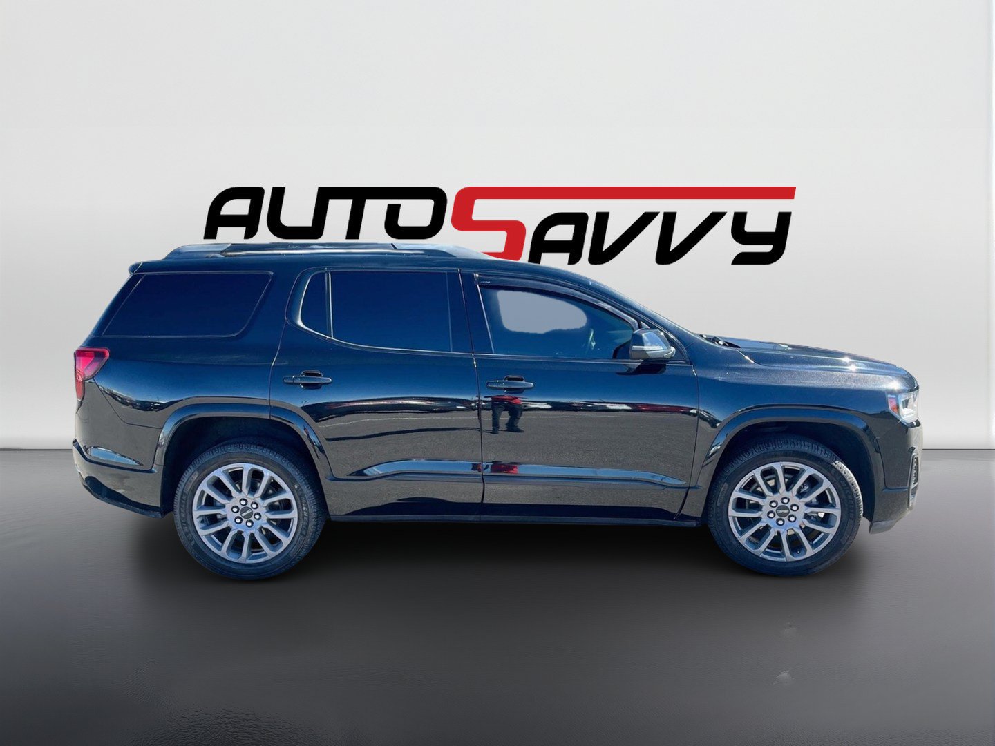 Used 2023 GMC Acadia Denali w/ Black Diamond Edition AWD/4WD image 8