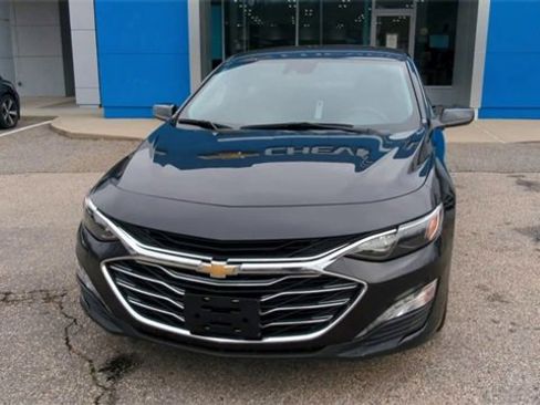 Certified 2023 Chevrolet Malibu LT image 3