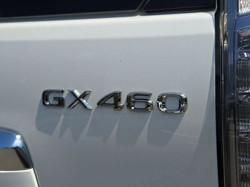 Used 2021 Lexus GX 460 Premium w/ Premium Package AWD/4WD image 32