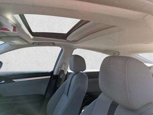 Used 2019 Honda Civic EX image 15