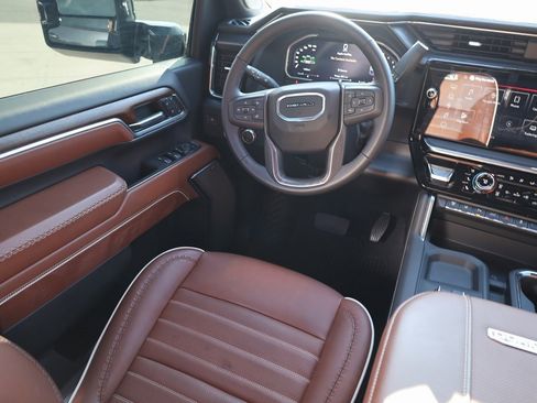 Used 2026 GMC Sierra 3500 Denali Ultimate image 19