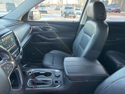 Used 2019 Chevrolet Traverse Premier image 20