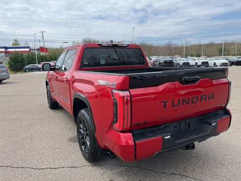 New 2026 Toyota Tundra Platinum w/ TRD Off-Road Package AWD/4WD image 4