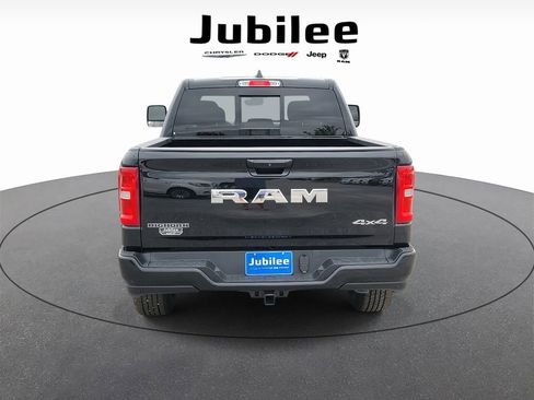 New 2025 RAM 1500 Big Horn AWD/4WD image 3